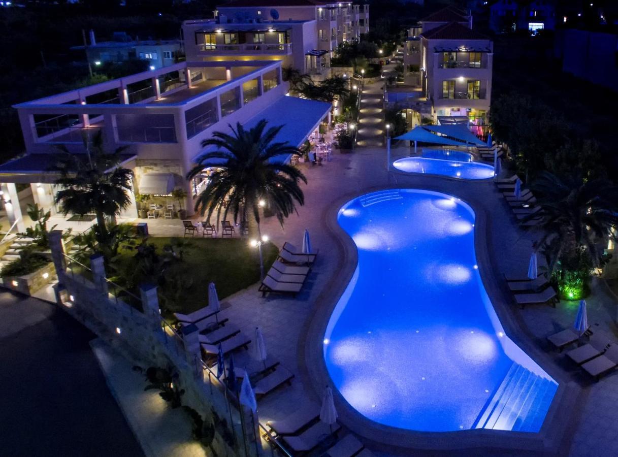 Isida Hotel Agia Marina Buitenkant foto