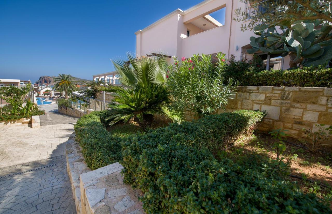 Isida Hotel Agia Marina Buitenkant foto