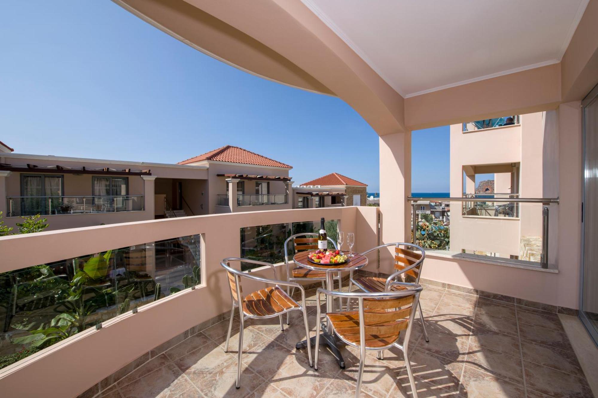 Isida Hotel Agia Marina Kamer foto